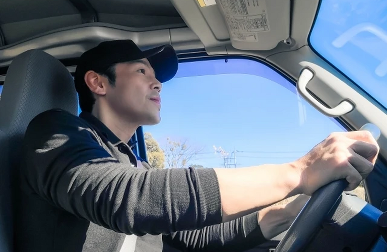 運転スキルを活かせるドライバーの仕事に挑戦するなら | 川崎市で軽貨物の求人なら高収入を目指せる株式会社NOA